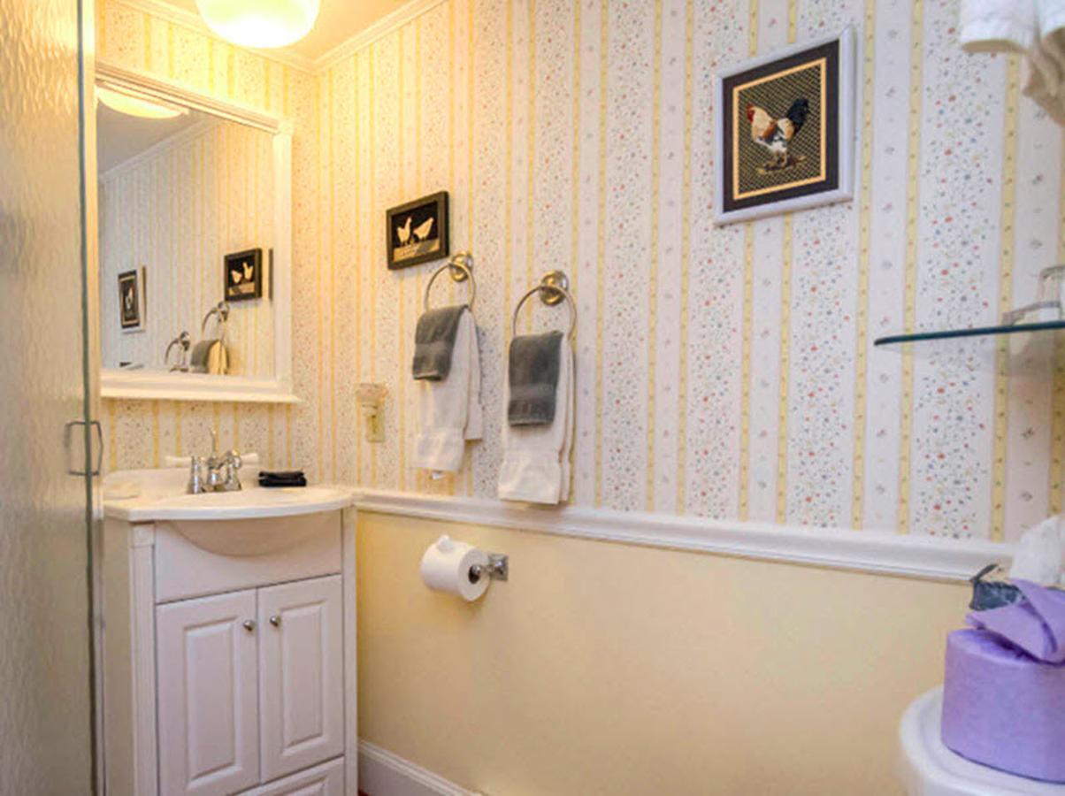 Elms Of Camden Bed and Breakfast Buitenkant foto