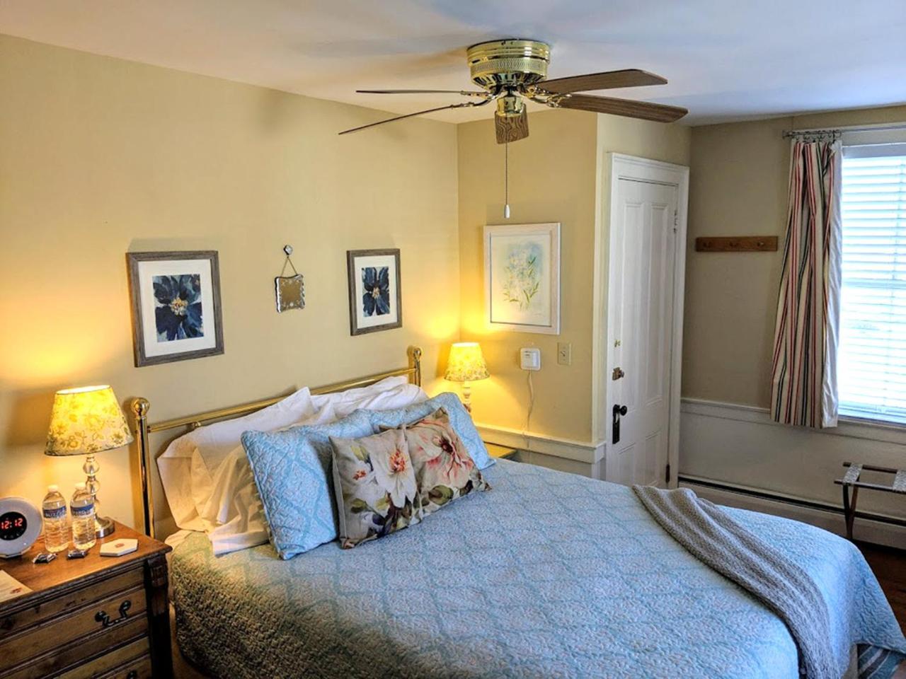 Elms Of Camden Bed and Breakfast Buitenkant foto