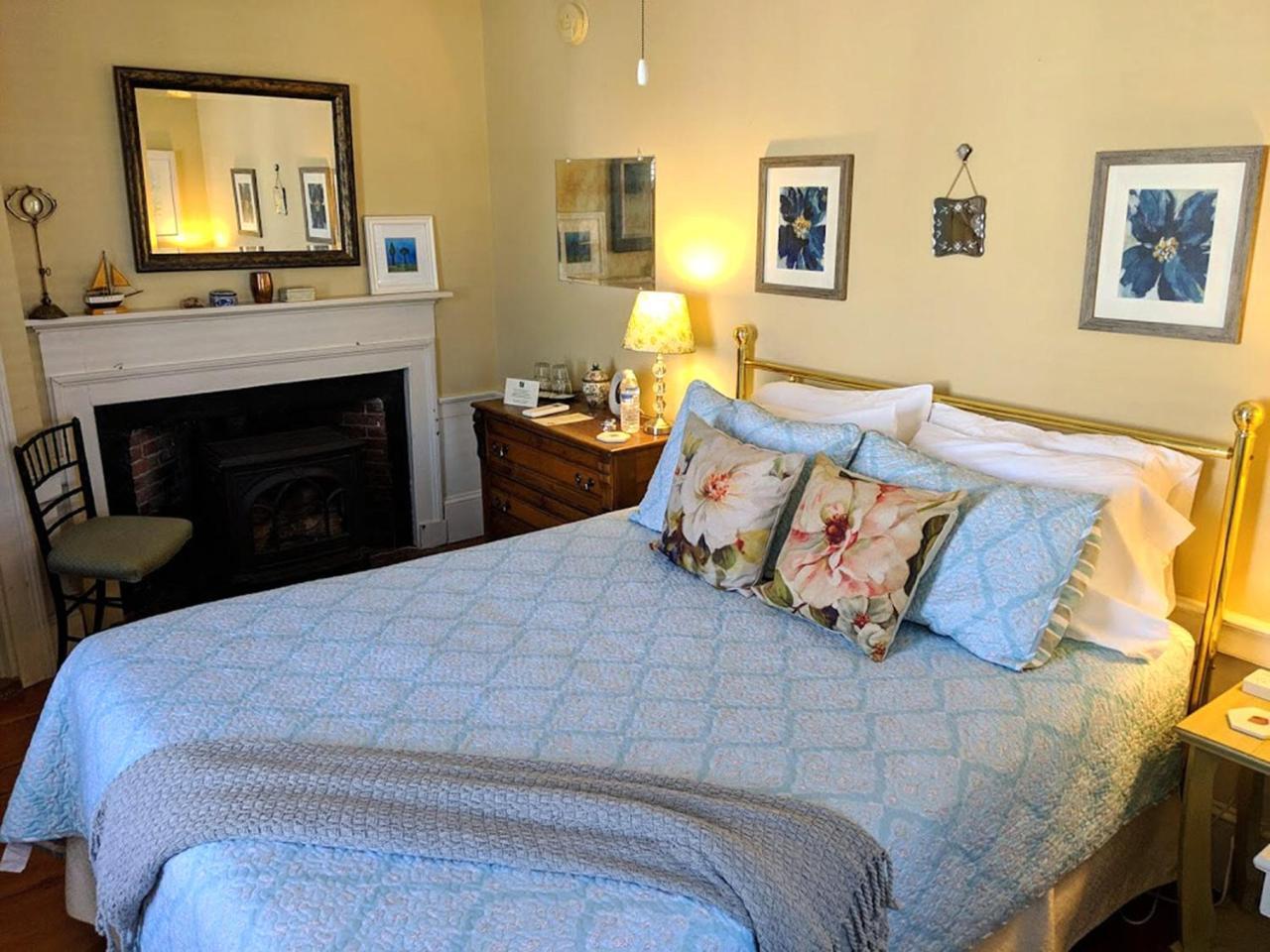 Elms Of Camden Bed and Breakfast Buitenkant foto